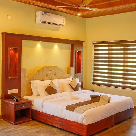 Carmel Tourism Village Kotamangalam Exteriör bild