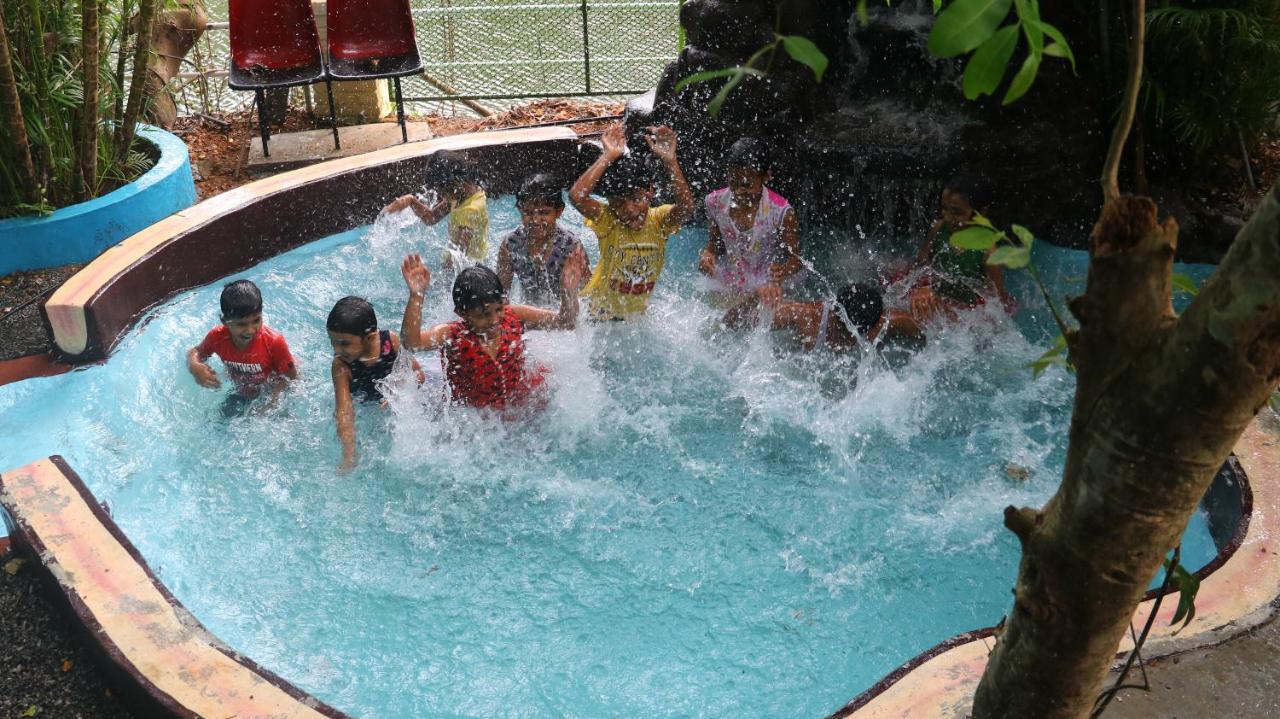 Carmel Tourism Village Kotamangalam Exteriör bild