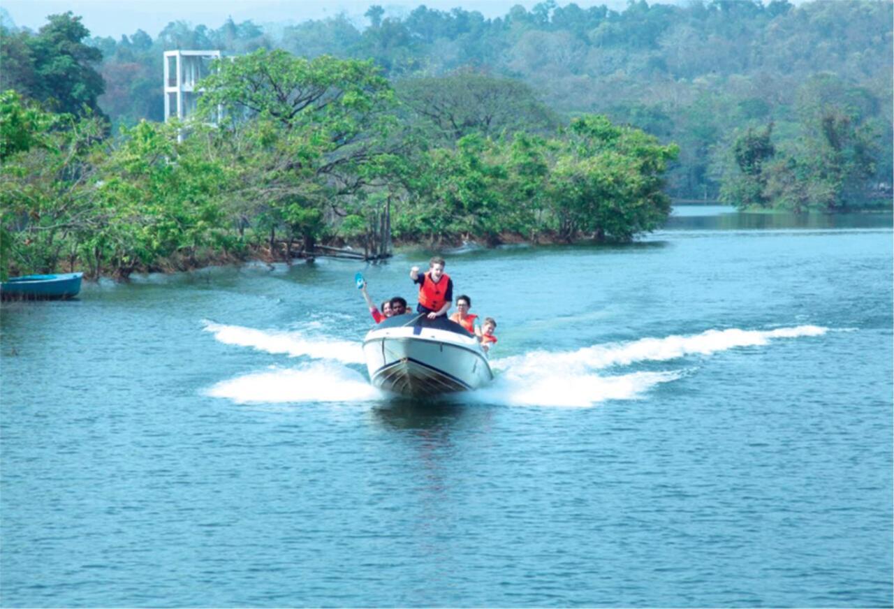 Carmel Tourism Village Kotamangalam Exteriör bild